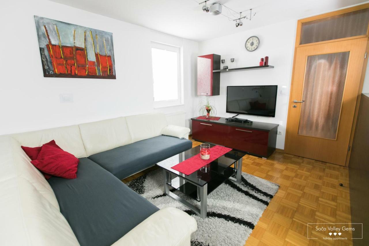 Luxurious Ruby Apartment With Sauna Кобарид Экстерьер фото